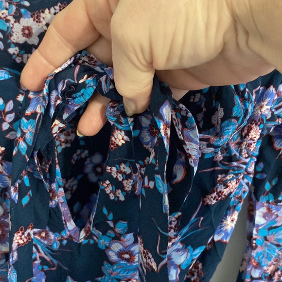 Exhilaration Size Small blue floral romper with long sleeves, ruffled hems - Picture 2 of 8